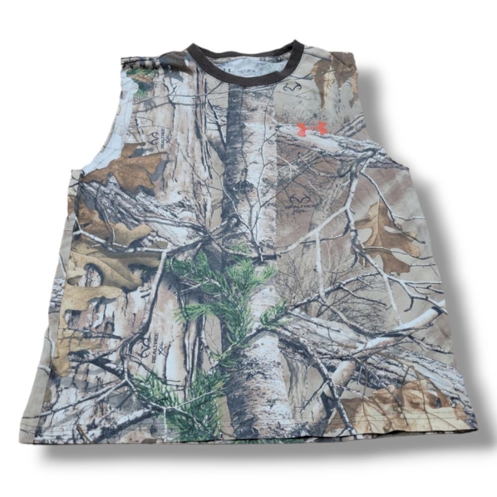 Under Armour Shirt Size Medium M Youth Loose HeatGear Real Tree  Sleeveless Camo